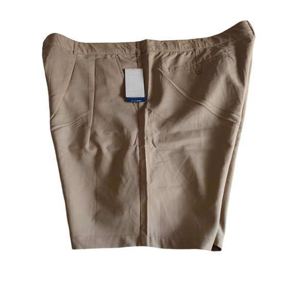 NWT Reebok Golf Size 50 Khaki PlayDry Comfort Waistband Shorts - Picture 2 of 16